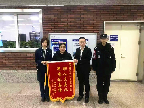 1副本.jpg